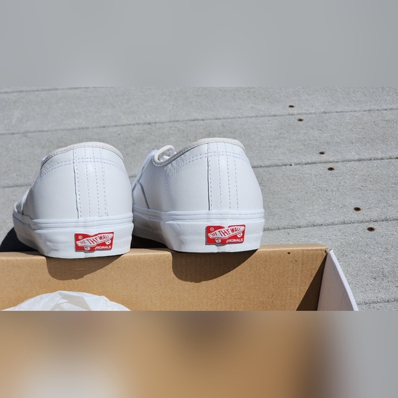 Vans Vault OG Authentic LX - VN000UDD1NT - Picture 8 of 9